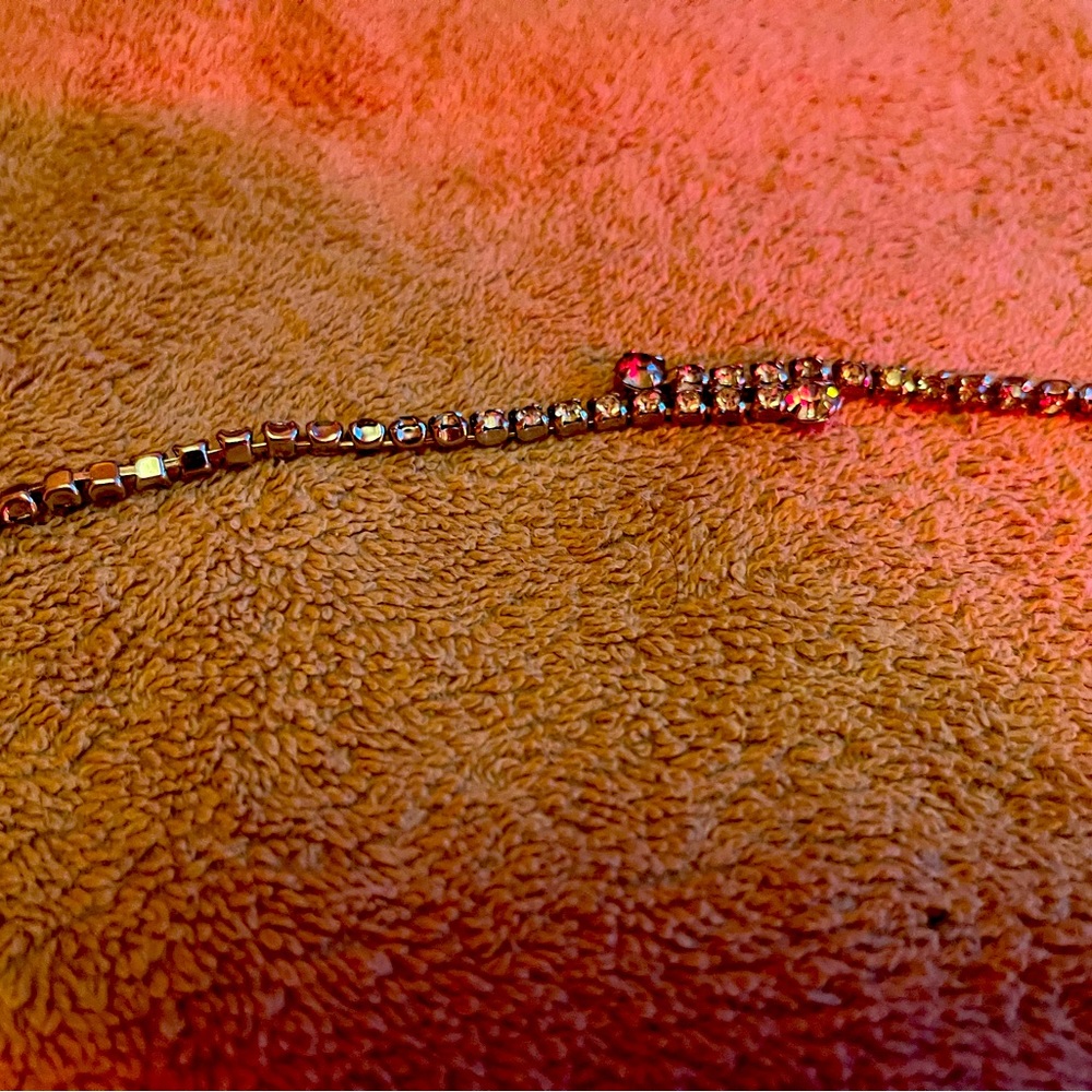 Antique brilliant neckless